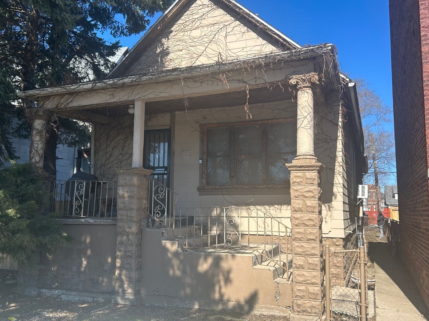 20 W 113th Place — Chicago, IL 60628