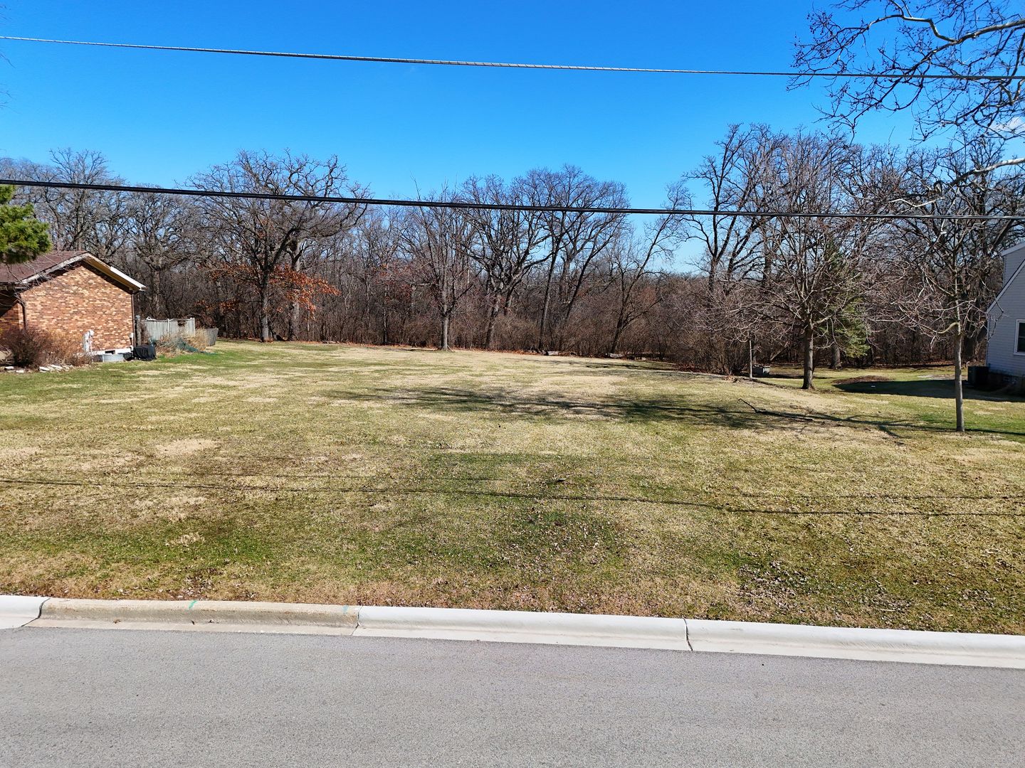 7001 Sunset Avenue — Countryside, IL 60525