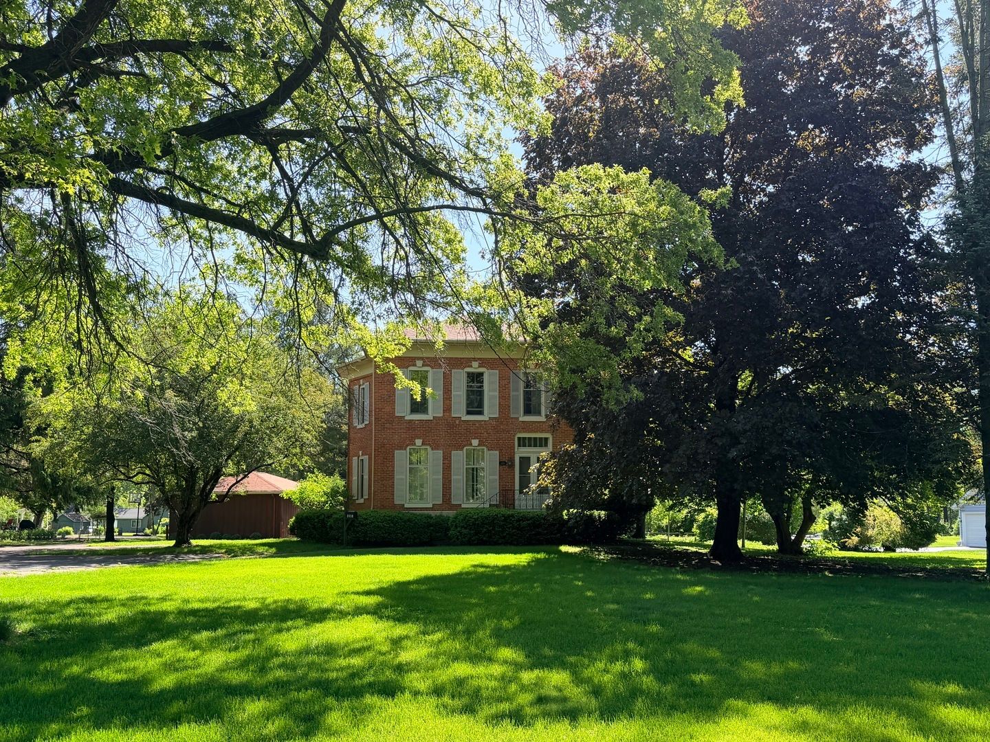 1209 S Main Street — Princeton, IL 61356