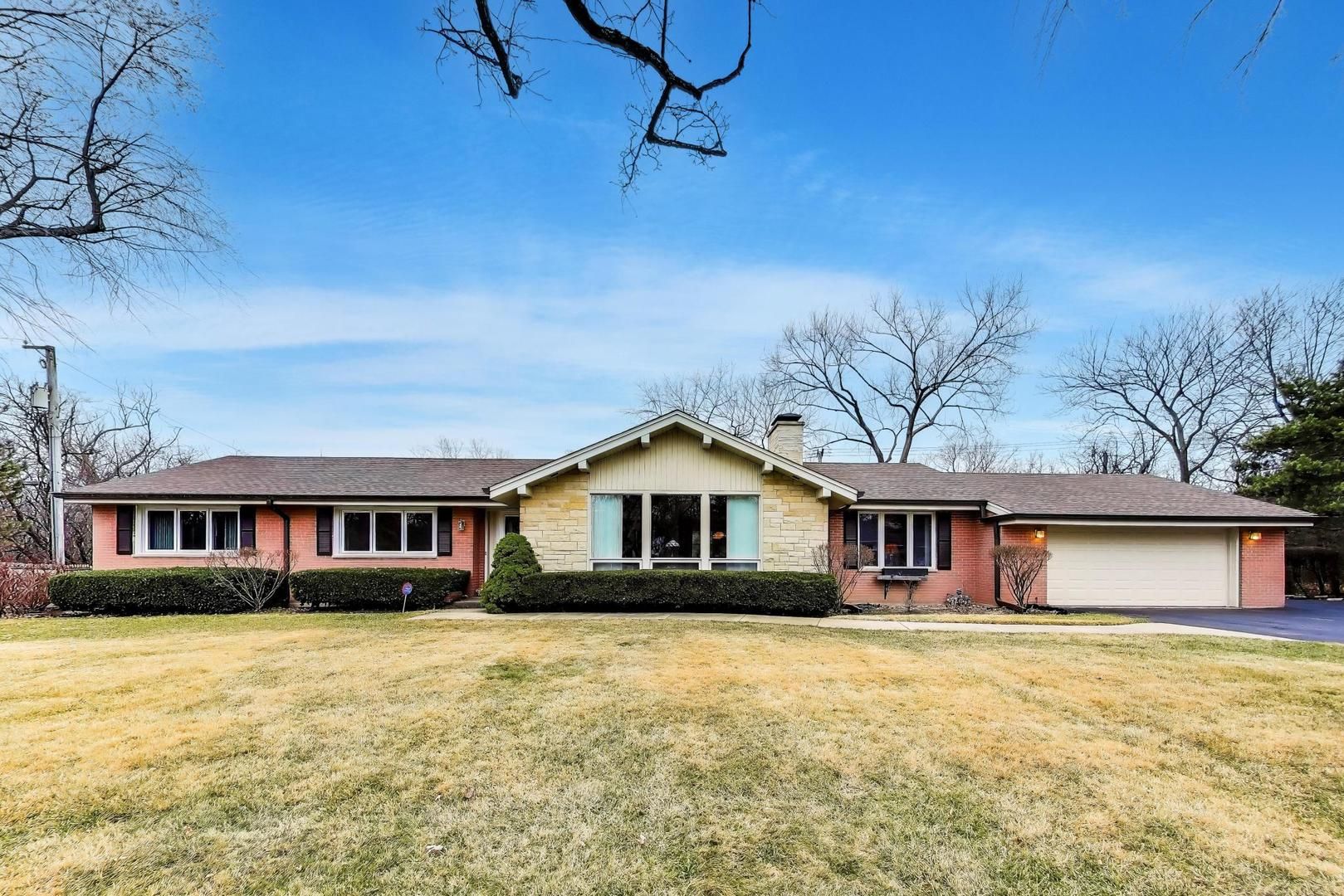 156 High Holborn — Lake Forest, IL 60045