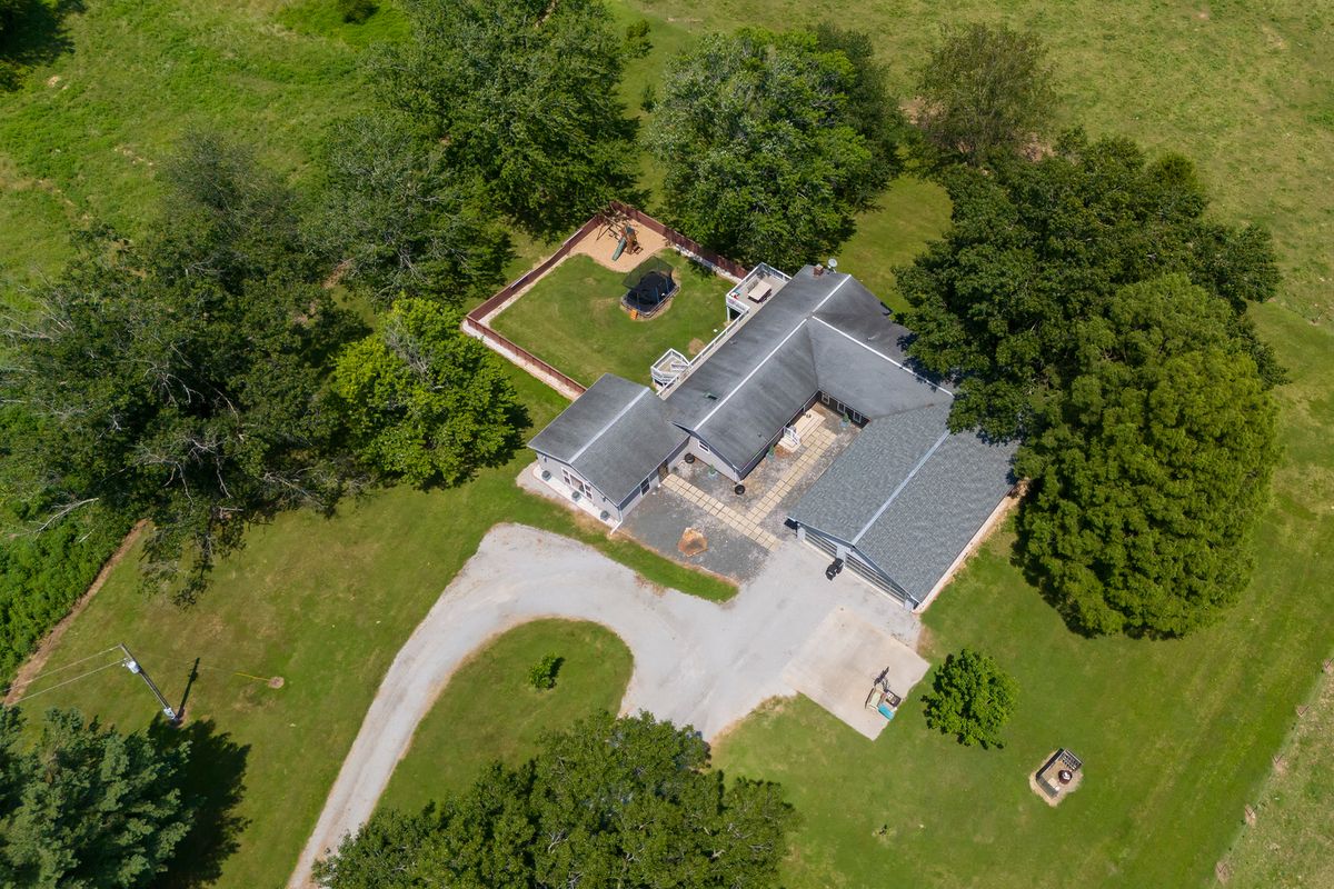 2930 Campground Road, Anna, IL 62906