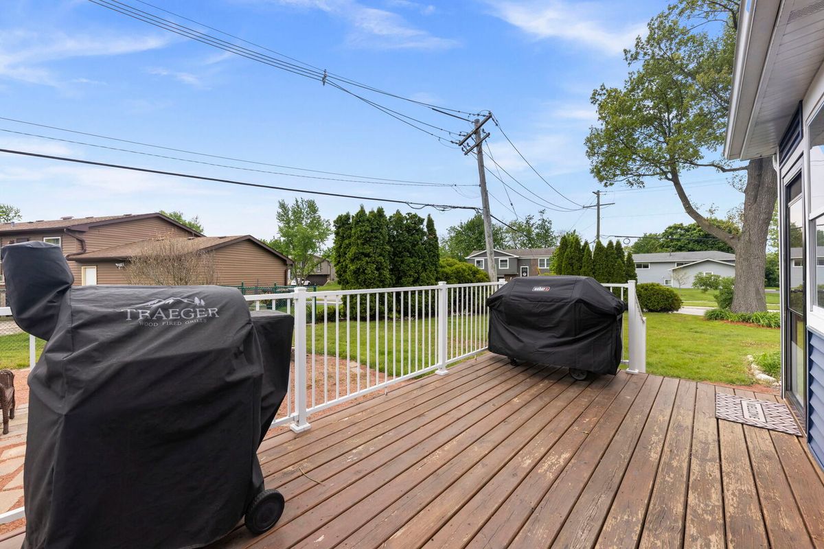 3029 Everglade Avenue, Woodridge, IL 60517