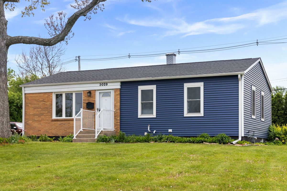 3029 Everglade Avenue, Woodridge, IL 60517