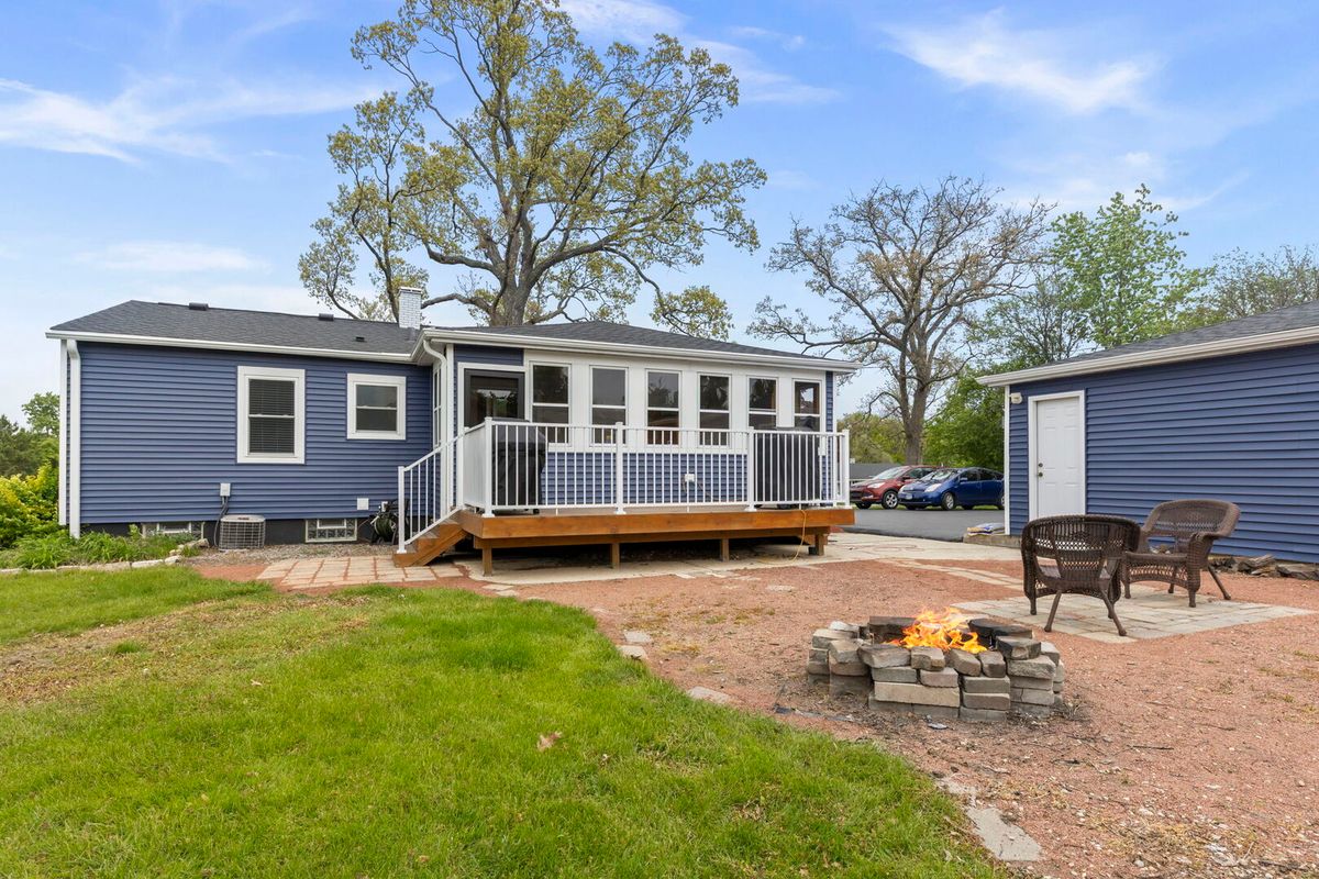 3029 Everglade Avenue, Woodridge, IL 60517