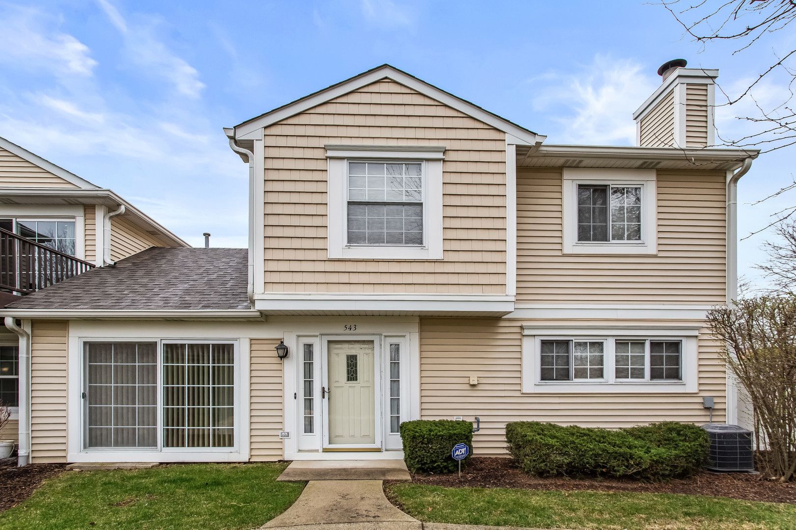 543 LE PARC Circle — Buffalo Grove, IL 60089