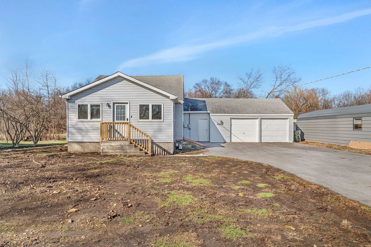 25530 Canal Street, Channahon, IL 60410