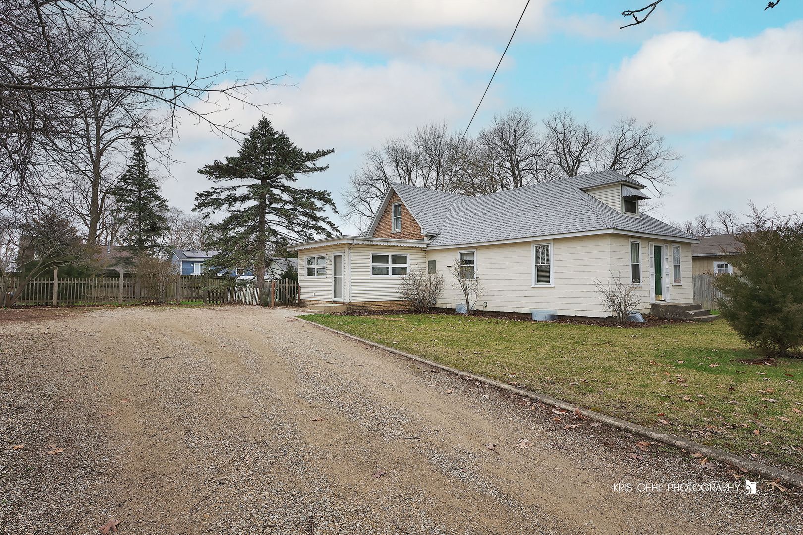 35694 N Laurel Avenue — Ingleside, IL 60041