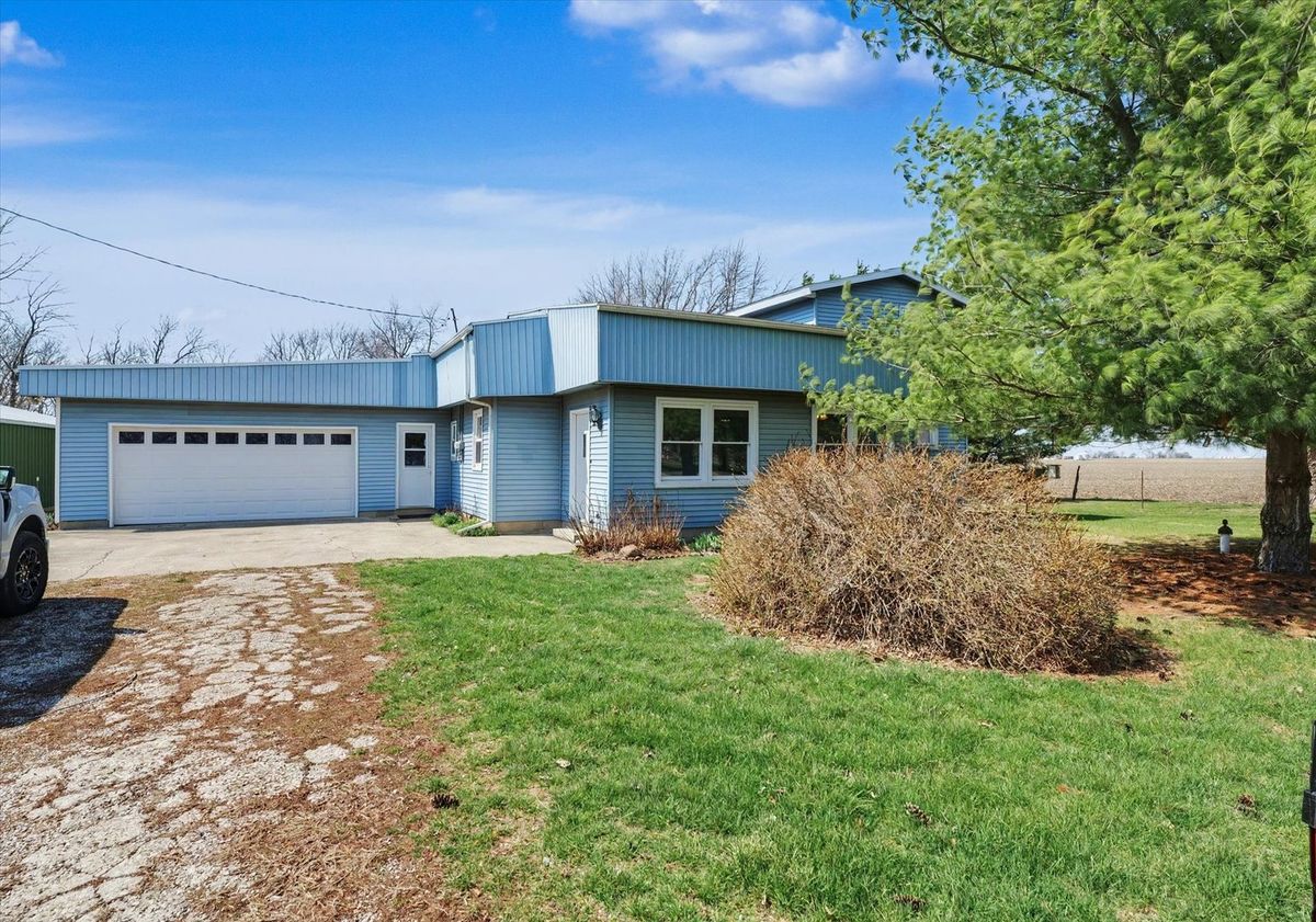 3055 County Road 1200 E, Rantoul, IL 61866
