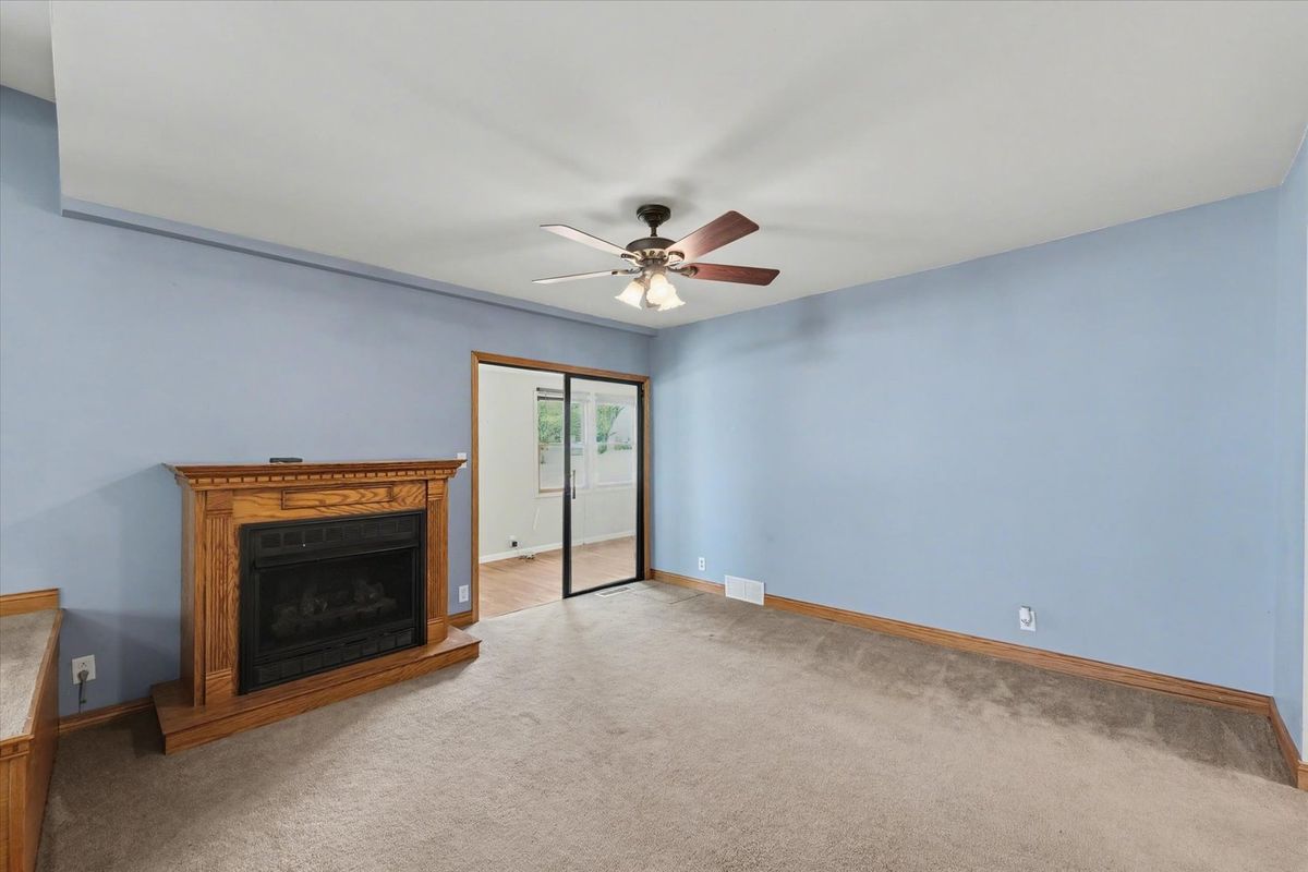 3055 County Road 1200 E, Rantoul, IL 61866