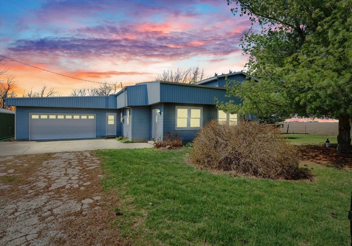 3055 County Road 1200 E, Rantoul, IL 61866