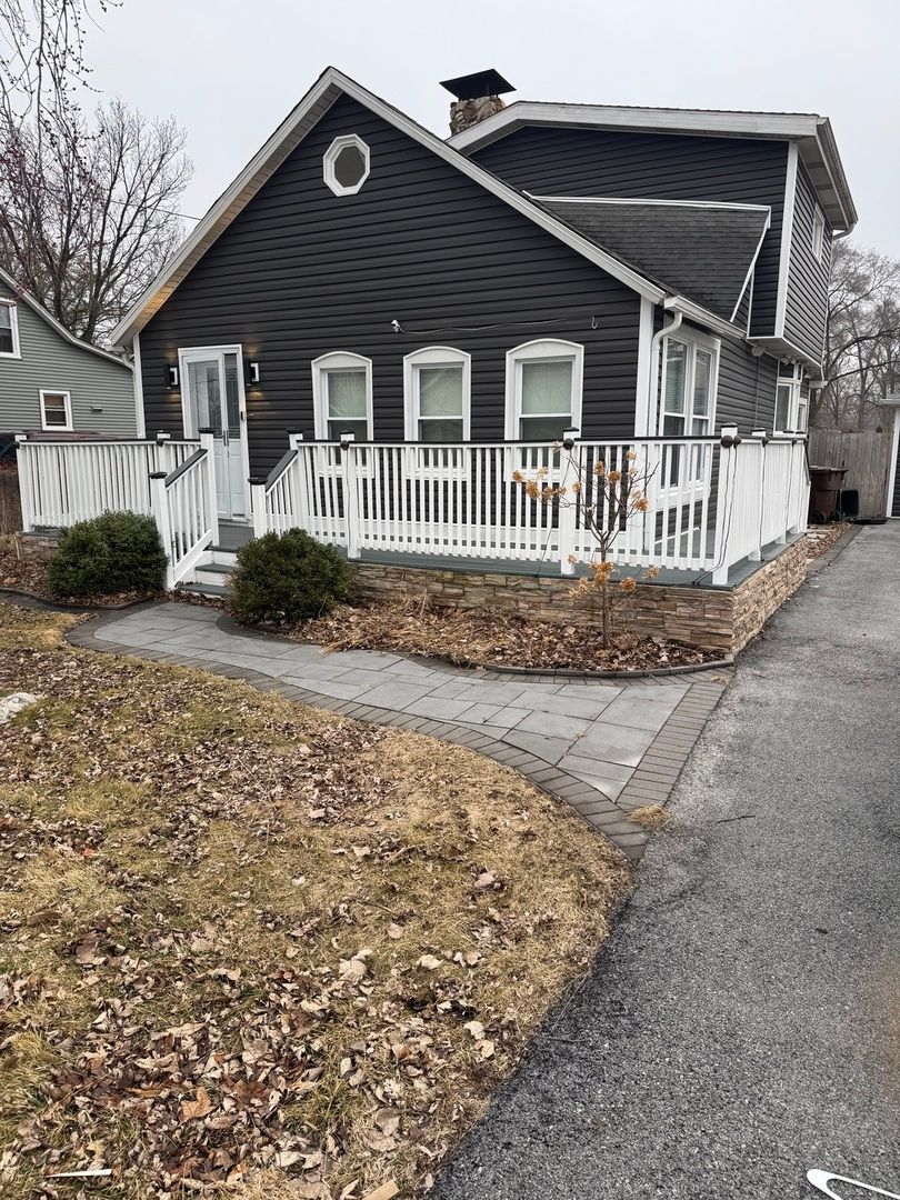 5043 155th Street — Oak Forest, IL 60452