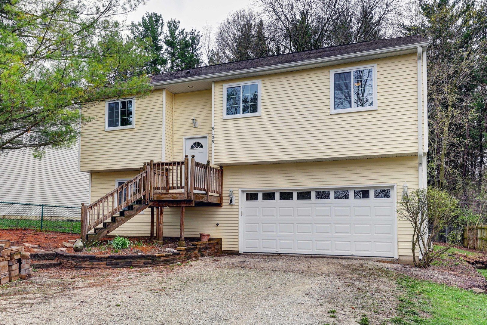 8105 Wonder View Drive — Wonder Lake, IL 60097