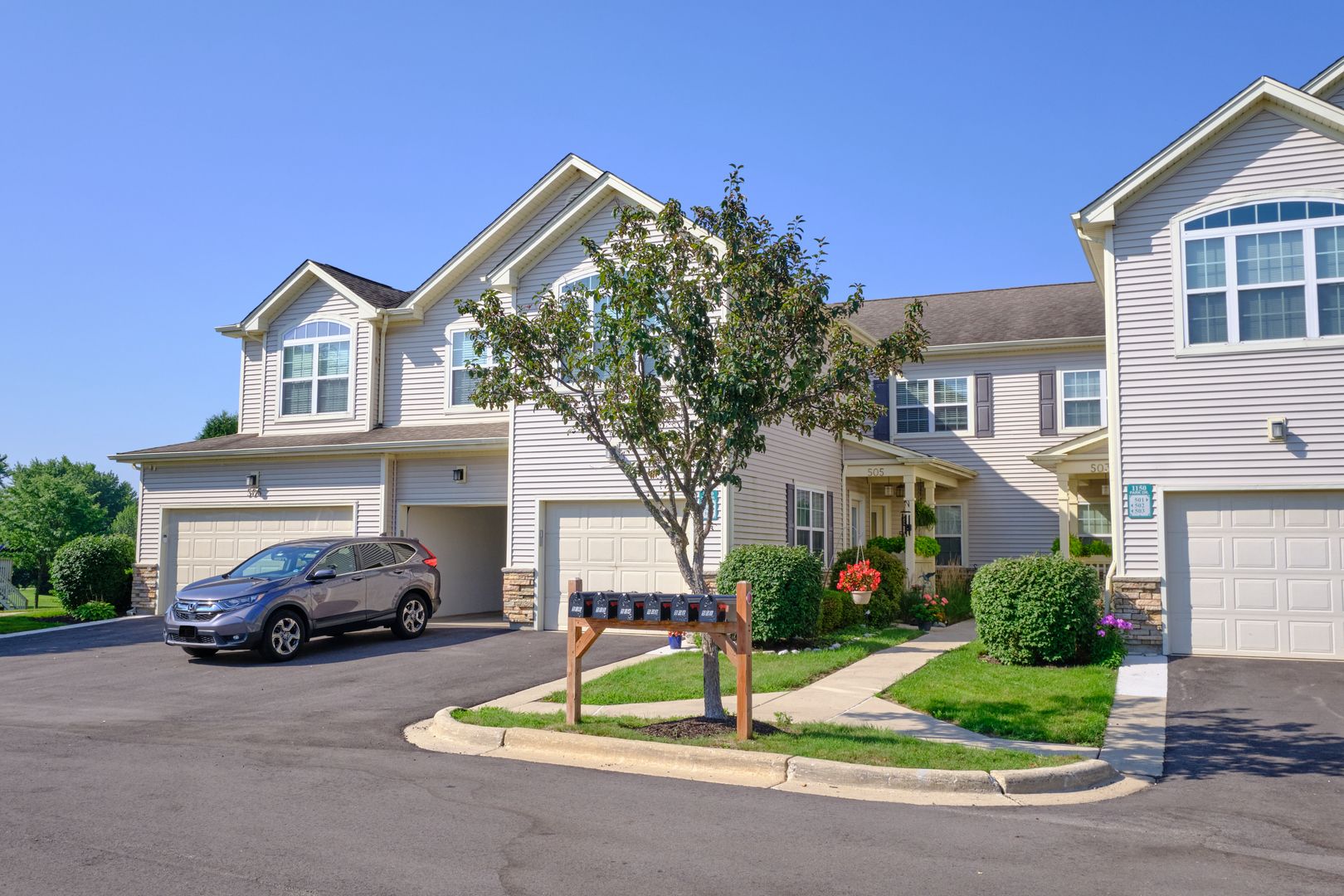 1150 PARK Drive #504 — Lake Geneva, WI 53147