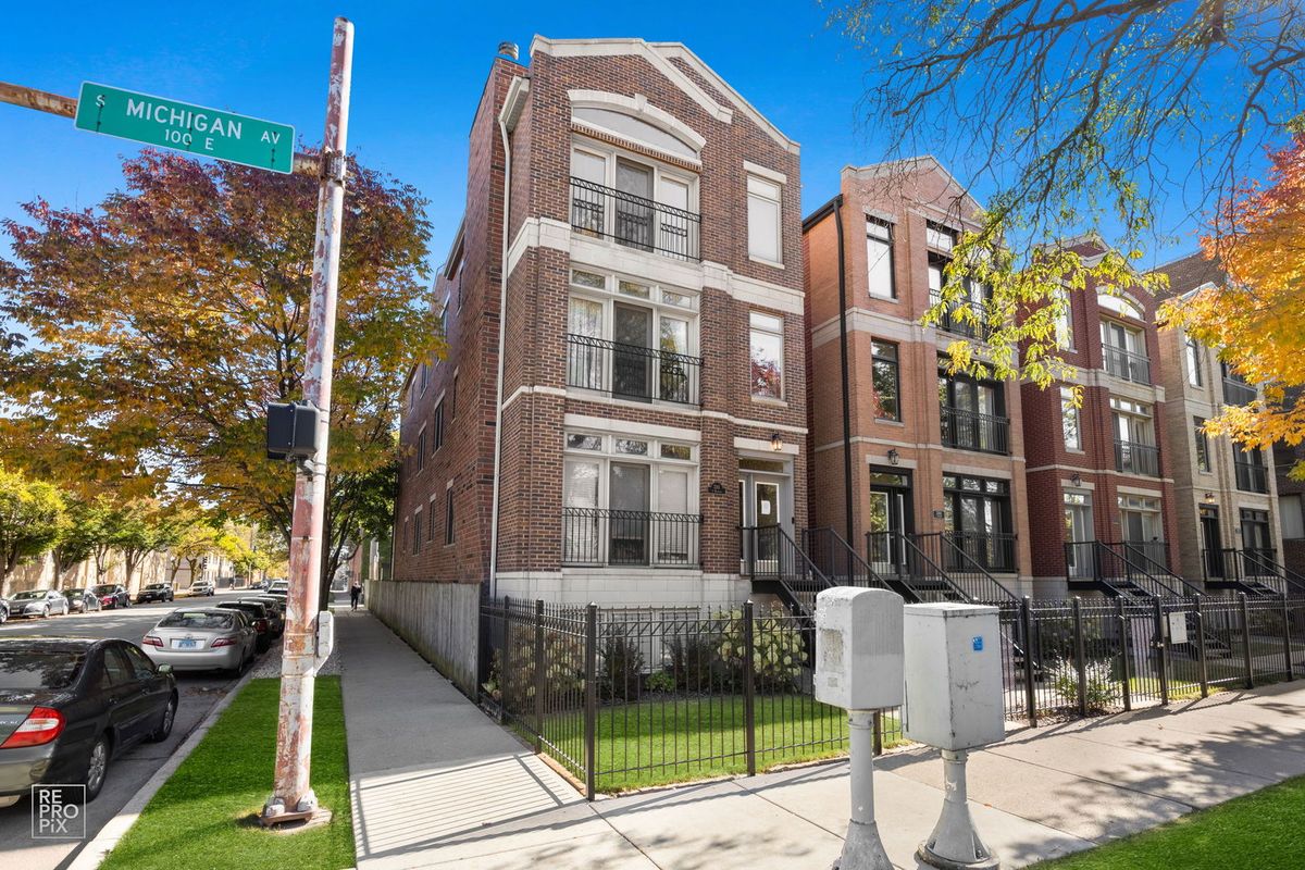 3301 Michigan Avenue, Chicago, IL 60616