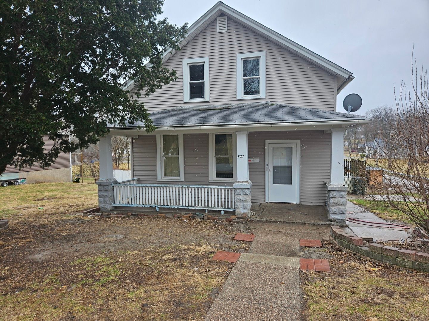 727 W 11th Street — Davenport, IA 52804