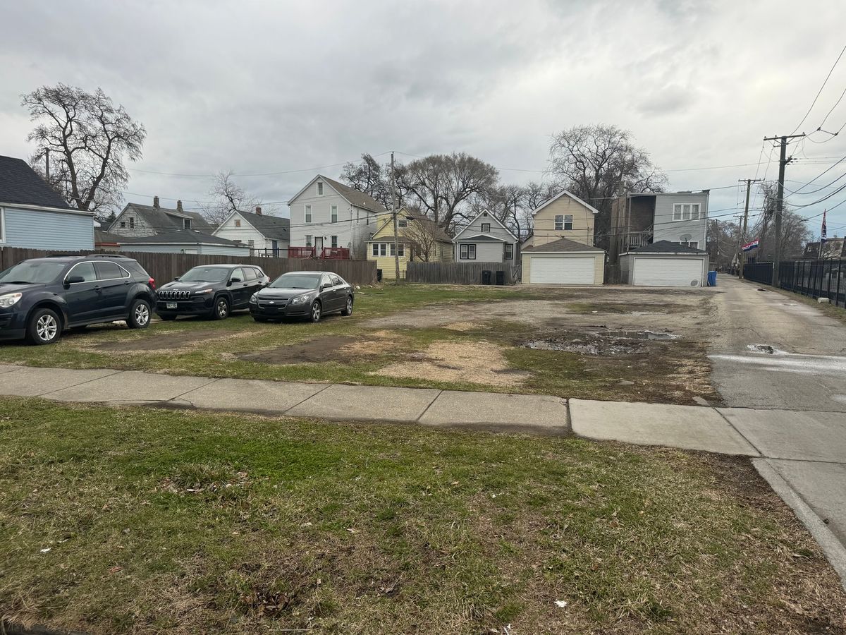 430 80th Street, Chicago, IL 60620