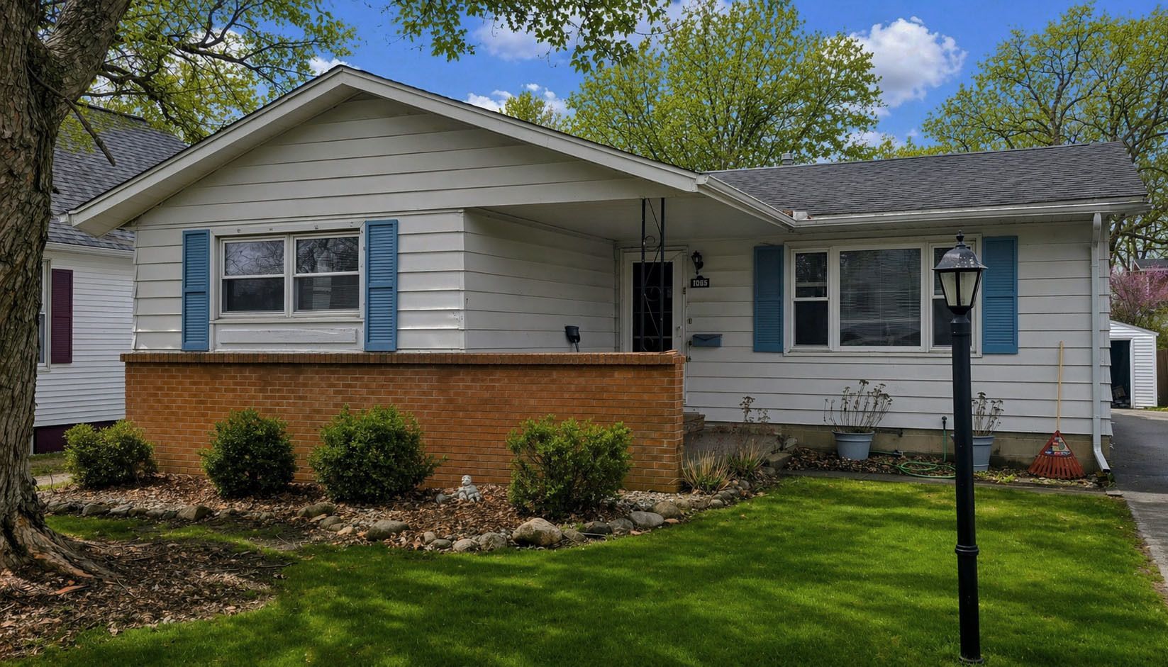 1005 N Berkley Avenue — Urbana, IL 61801