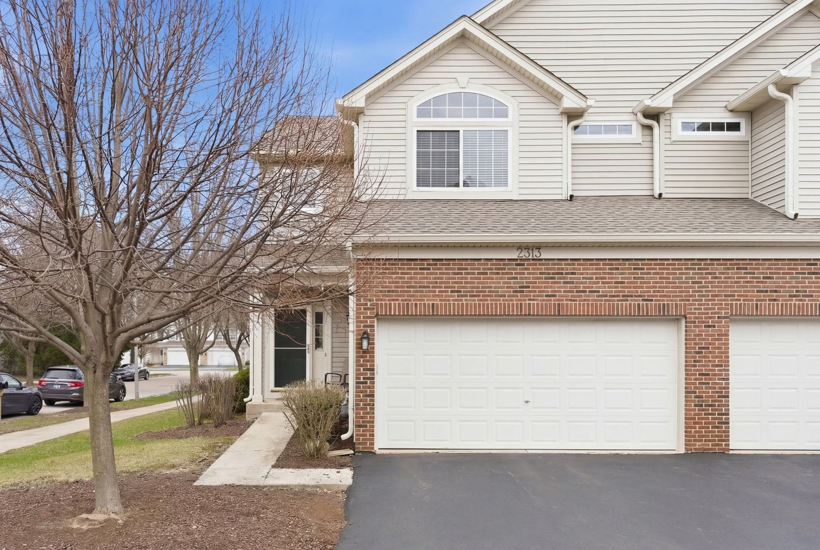 2313 Stoughton Drive — Aurora, IL 60502