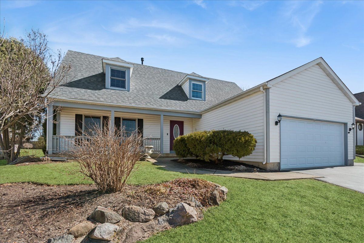 36409 Tara Court, Ingleside, IL 60041