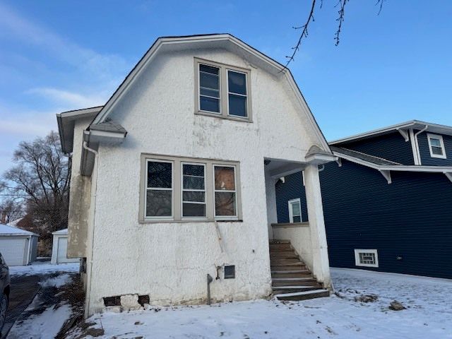 906 9th Avenue, Maywood, IL 60153