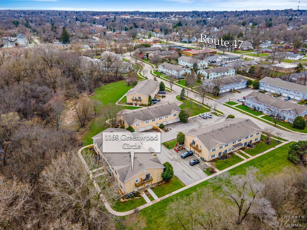 1168 Greenwood Circle, Woodstock, IL 60098