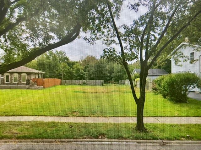 215 W LAKE PARK Drive — Addison, IL 60101