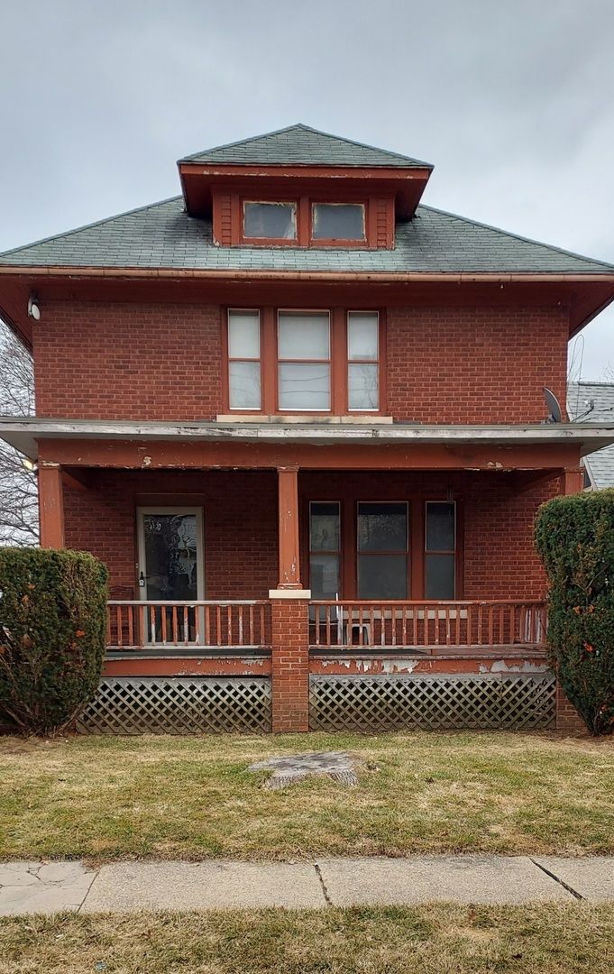 1231 Float Avenue, Freeport, IL 61032