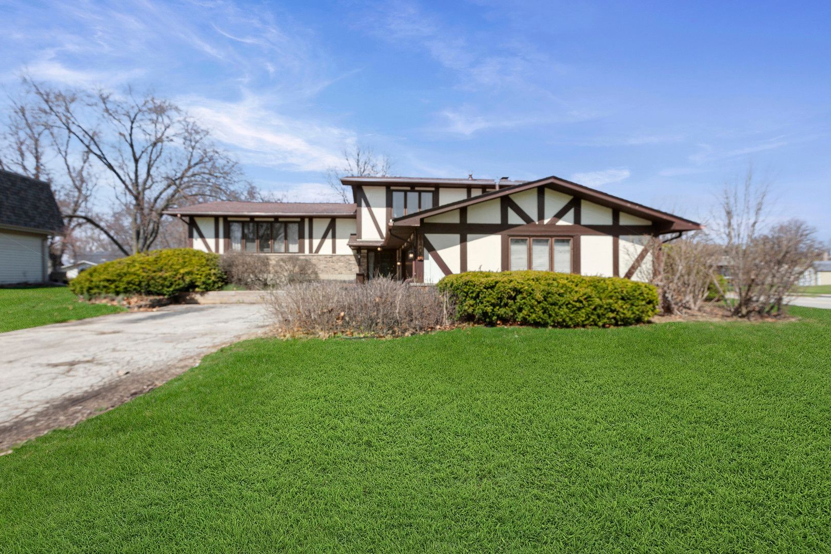 1400 Palmer Street — Downers Grove, IL 60516