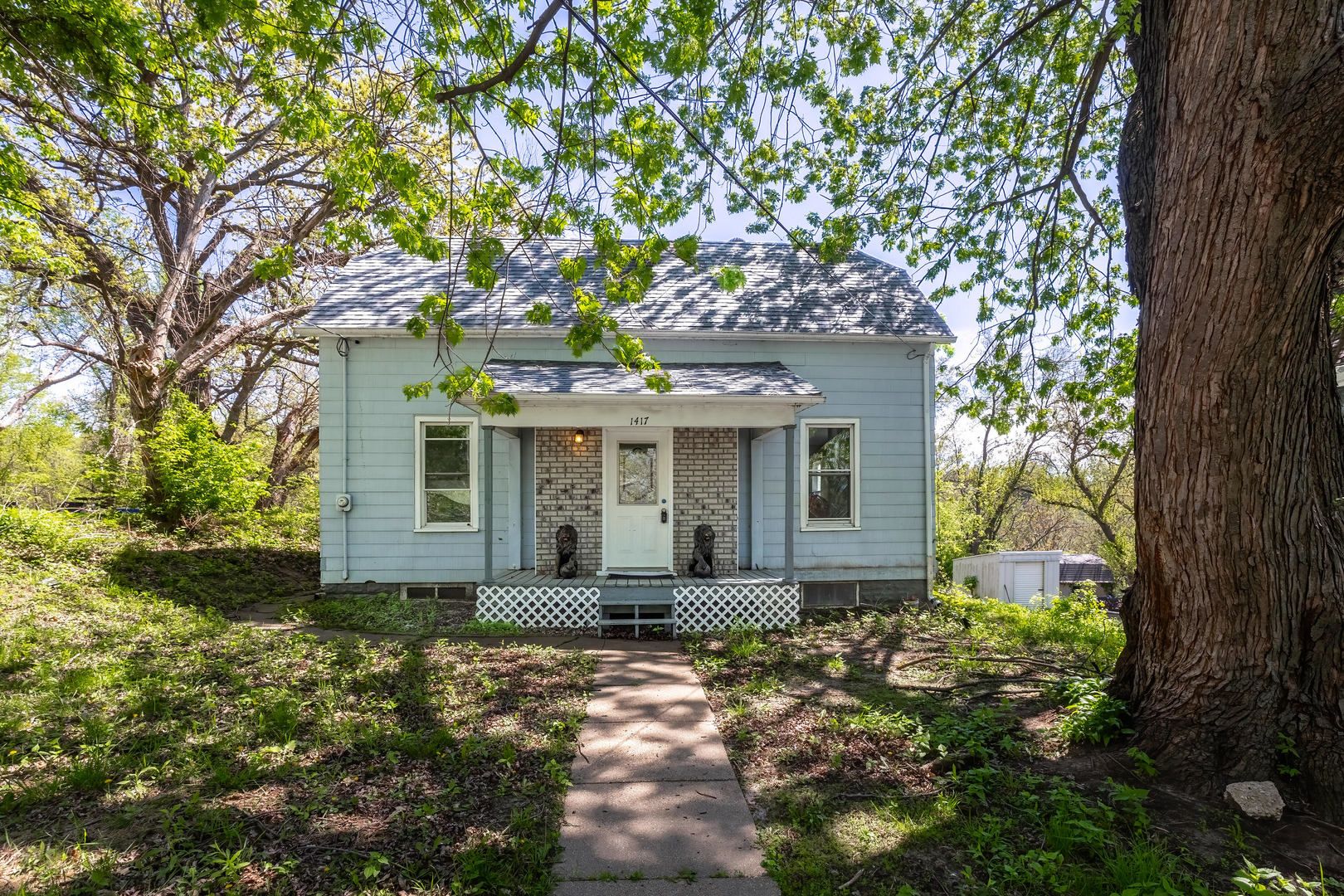 1417 Belle Avenue — Davenport, IA 52803