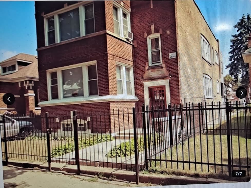 8751 S Loomis Street — Chicago, IL 60638