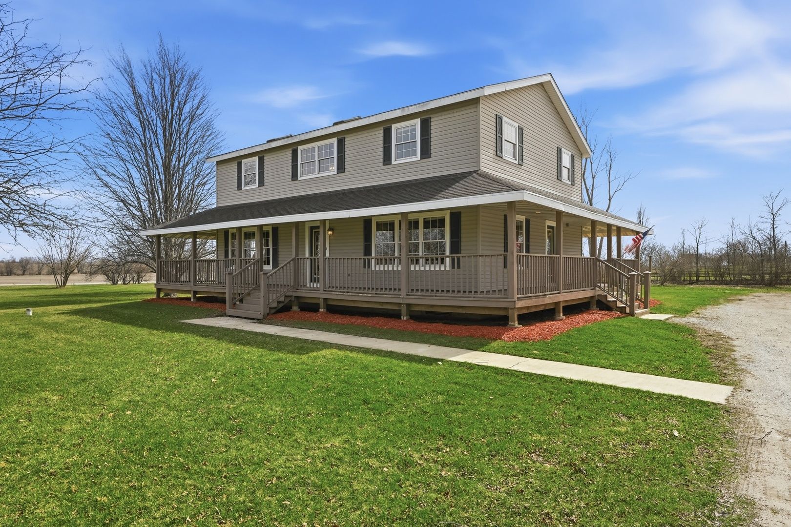 10954 E 9000n Road — Grant Park, IL 60940