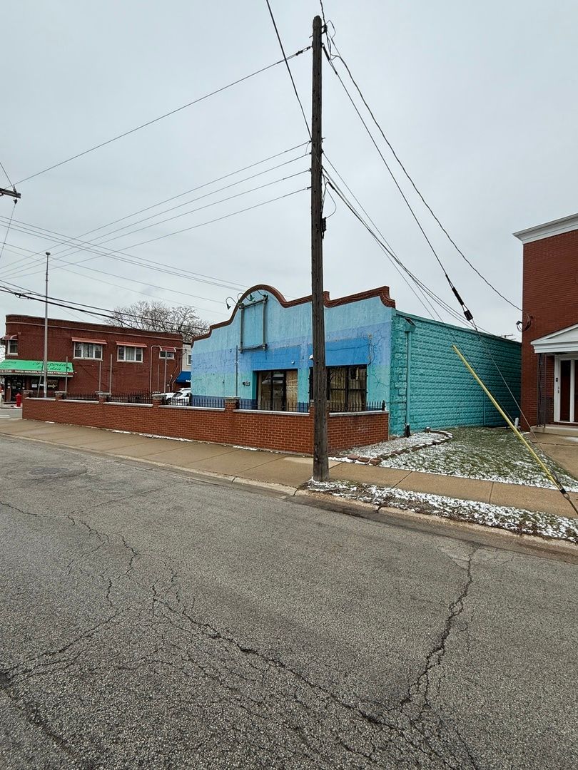 1964 Vermont Street, Blue Island, IL 60406