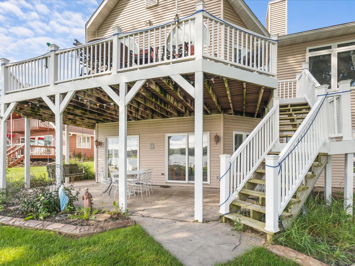 870 Breckenboro Road, Davis, IL 61019