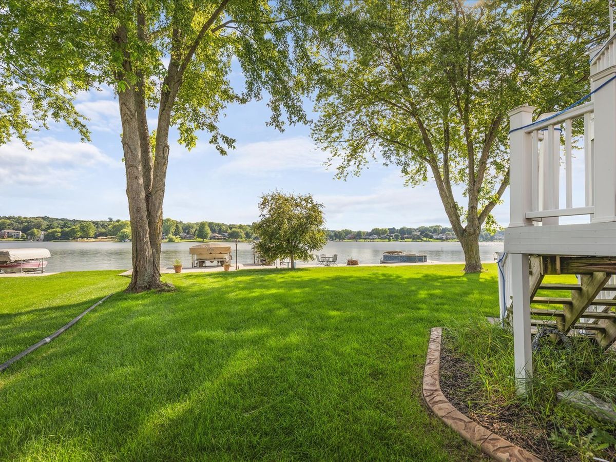 870 Breckenboro Road, Davis, IL 61019
