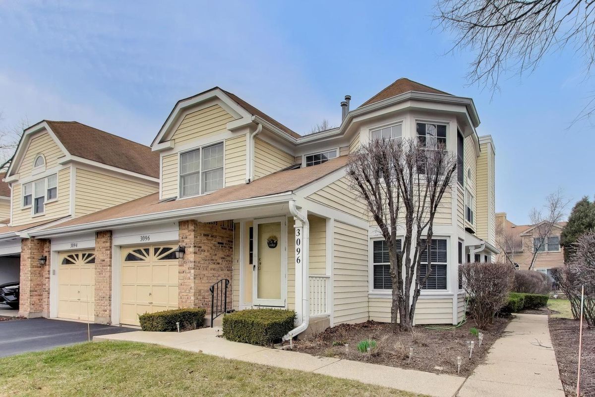 3096 Daniels Court, Arlington Heights, IL 60004