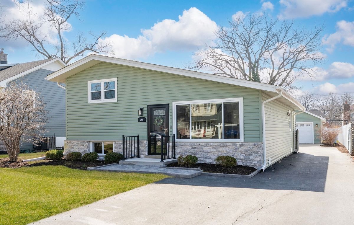 646 Babcock Avenue, Elmhurst, IL 60126
