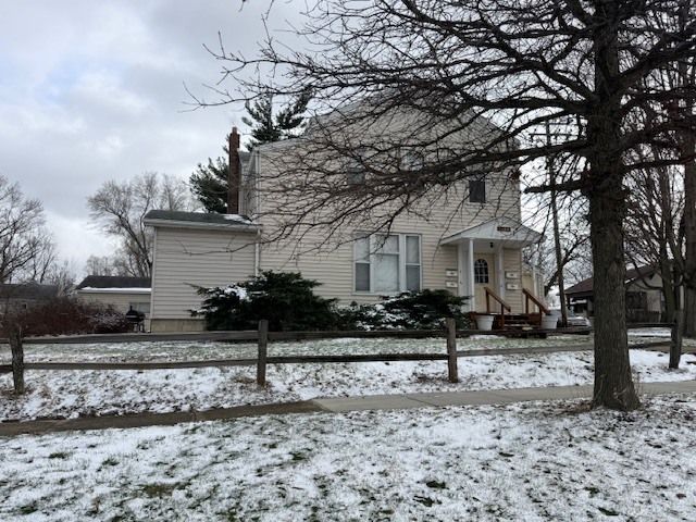 1108 Front Street, Bloomington, IL 61701