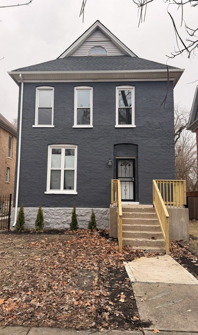 7418 S Normal Avenue — Chicago, IL 60621