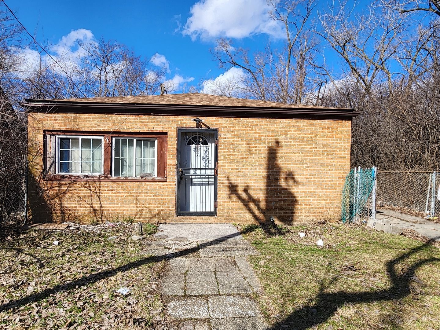 3918 Lincoln Lane — Robbins, IL 60472