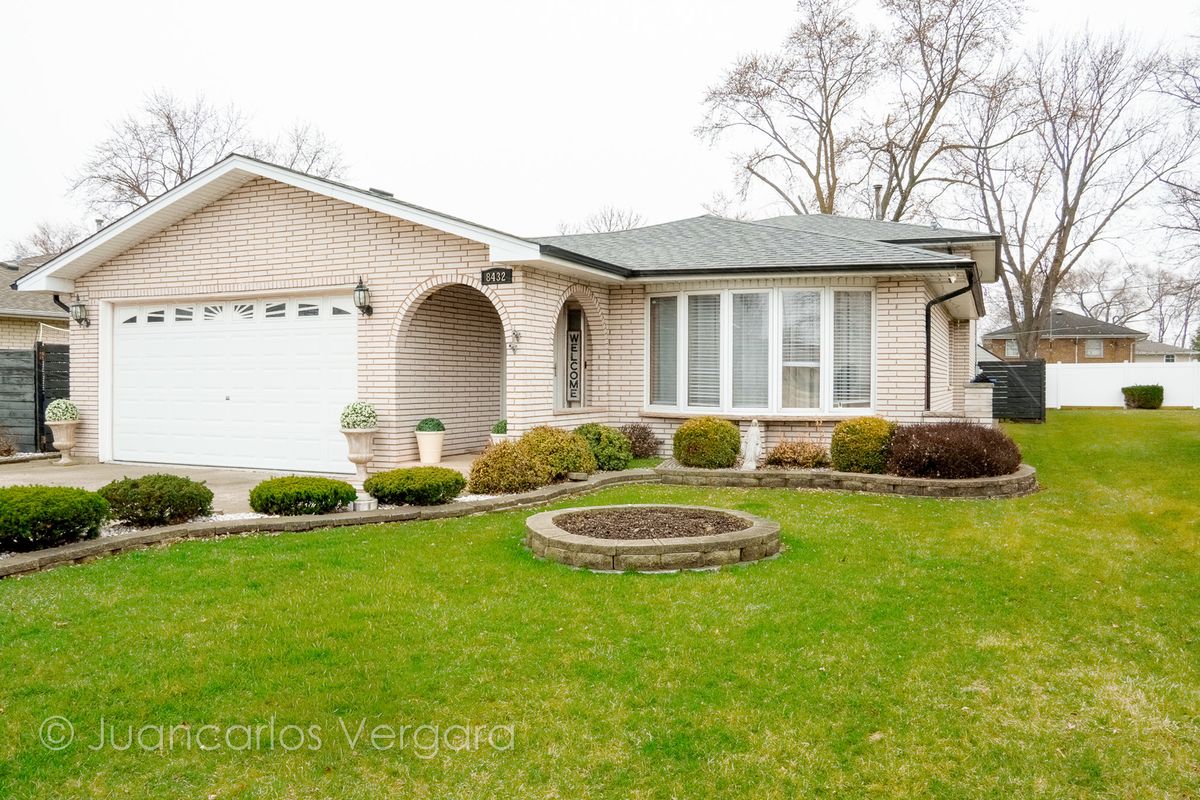 8432 Natchez Avenue, Burbank, IL 60459