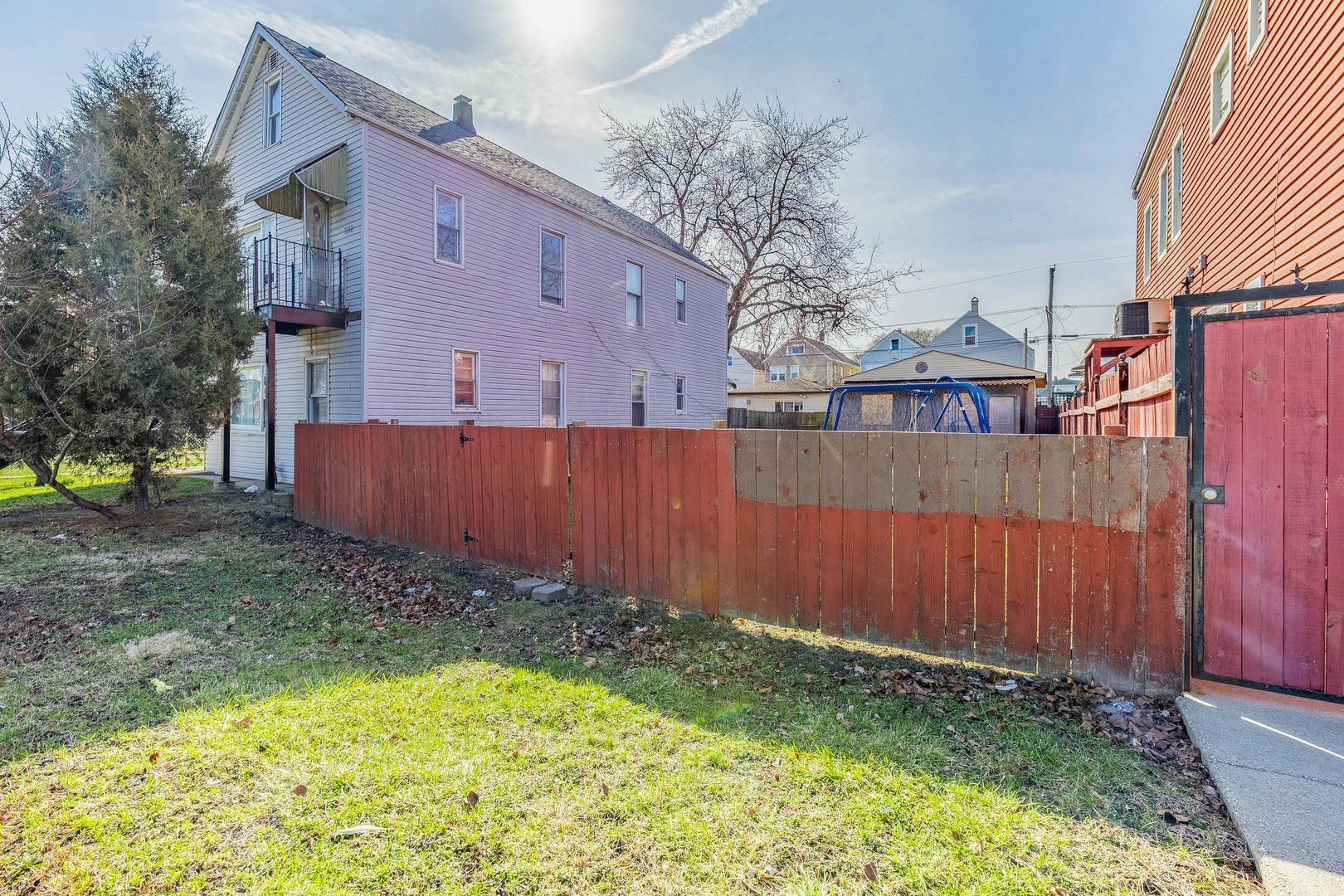 5238 S Francisco Avenue — Chicago, IL 60632