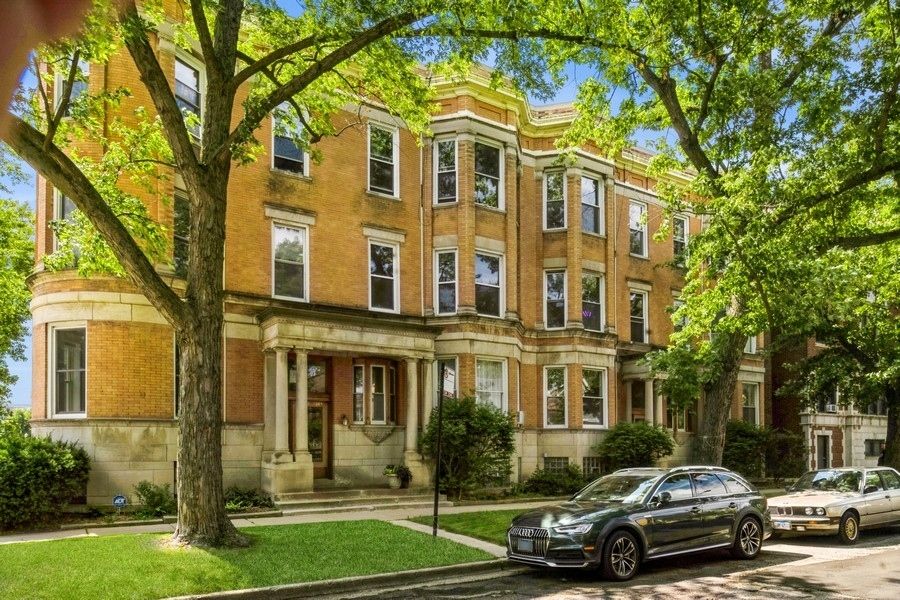 5340 S Greenwood Avenue #1 — Chicago, IL 60615
