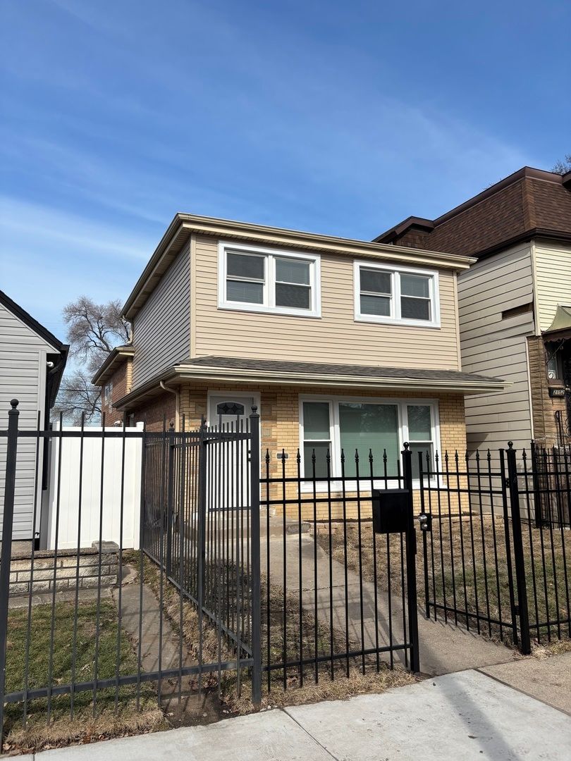 2150 93rd Street, Chicago, IL 60617