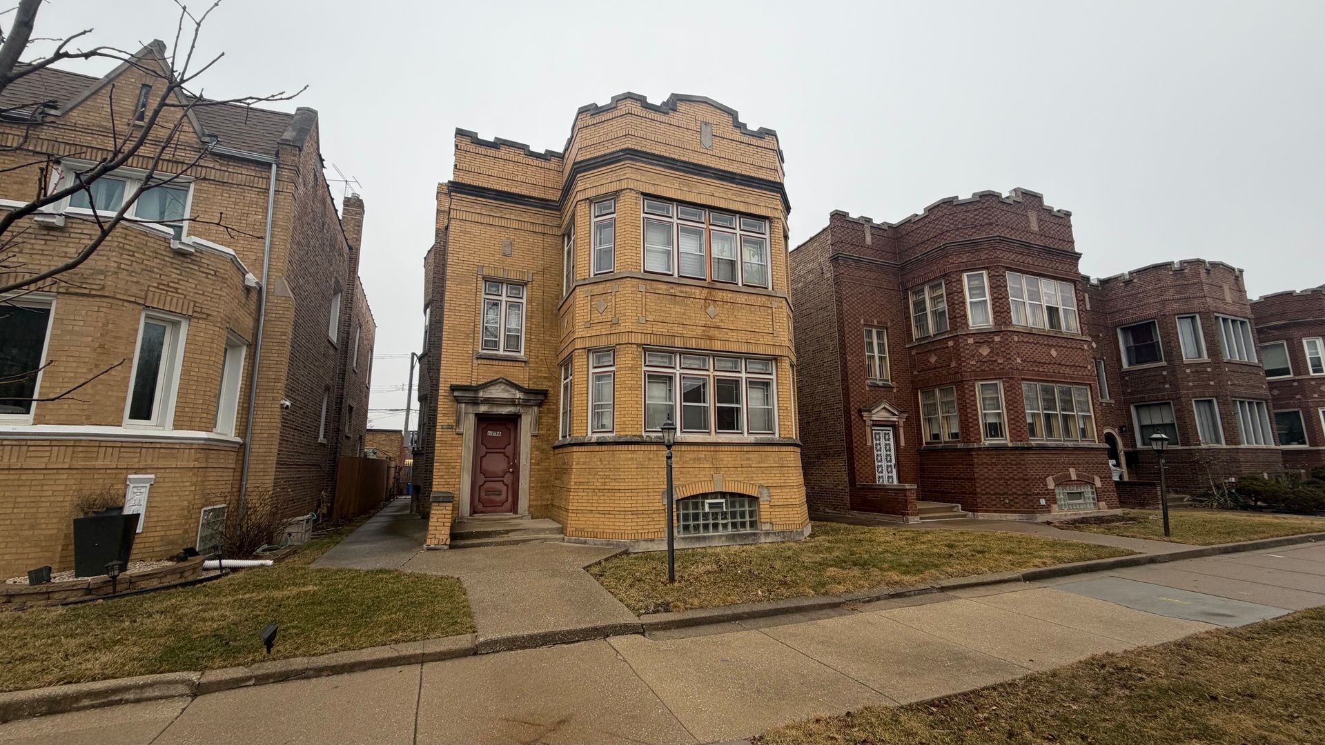 8236 S May Street — Chicago, IL 60620