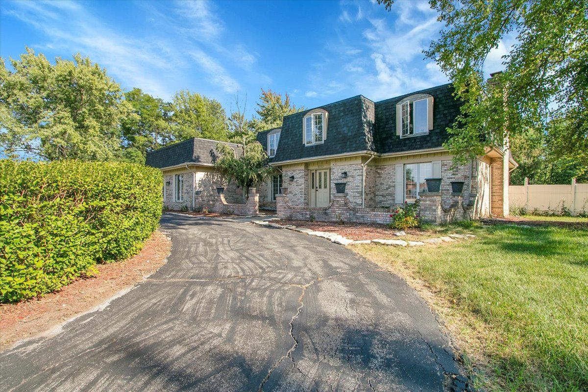 3033 Hickory Lane — Crete, IL 60417