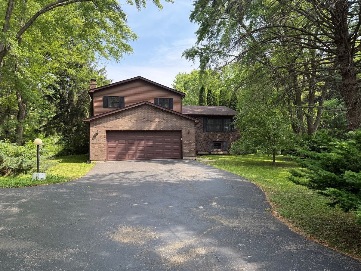 10916 Pheasant Lane, Woodstock, IL 60098