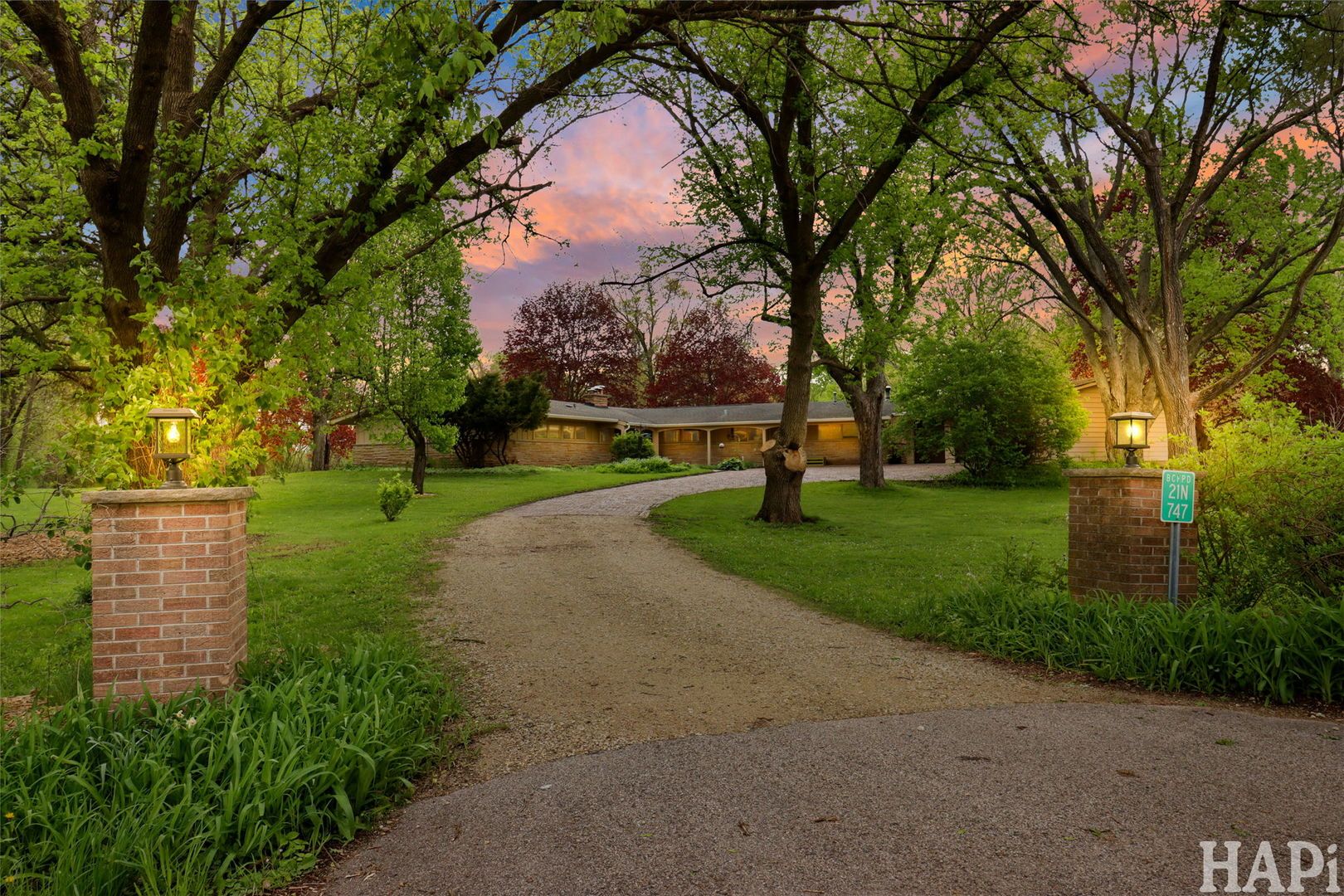 21747 N Harbor Road — Barrington, IL 60010