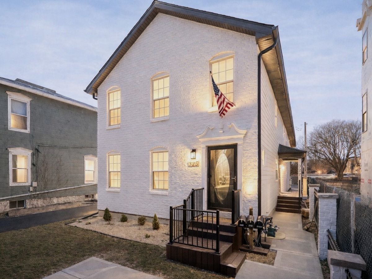 327 Loomis Street, Naperville, IL 60540