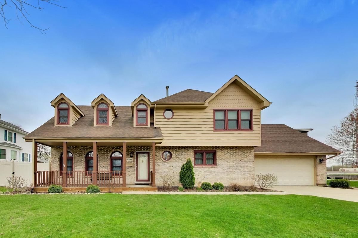 9641 Shore Drive, Oak Lawn, IL 60453