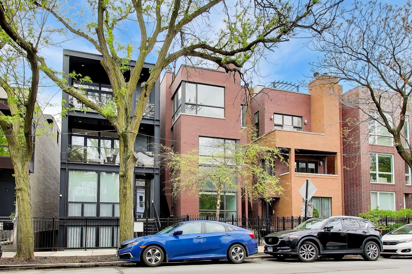 1530 N WOOD Street #3 — Chicago, IL 60622